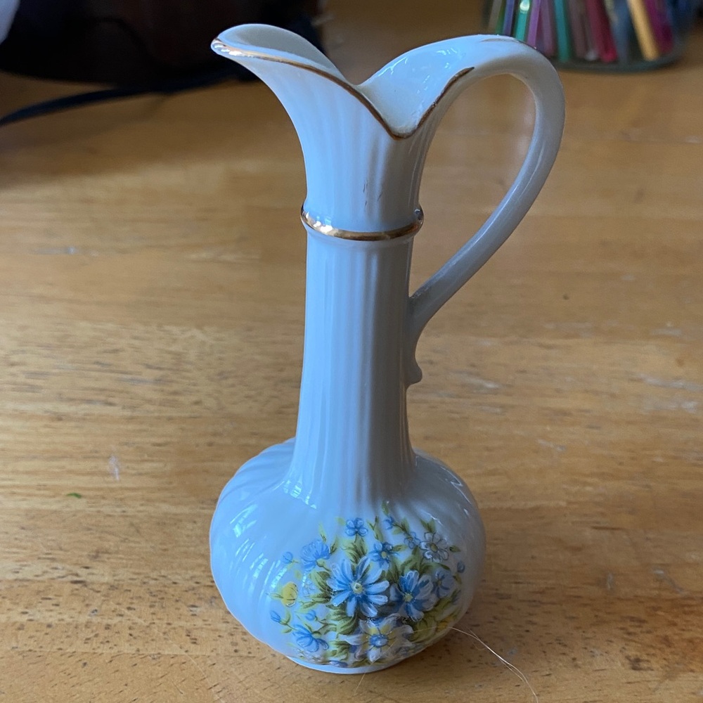 Vintage Floral Porcelain bud vase with Gold Accents ARDCO fine Quality Dallas